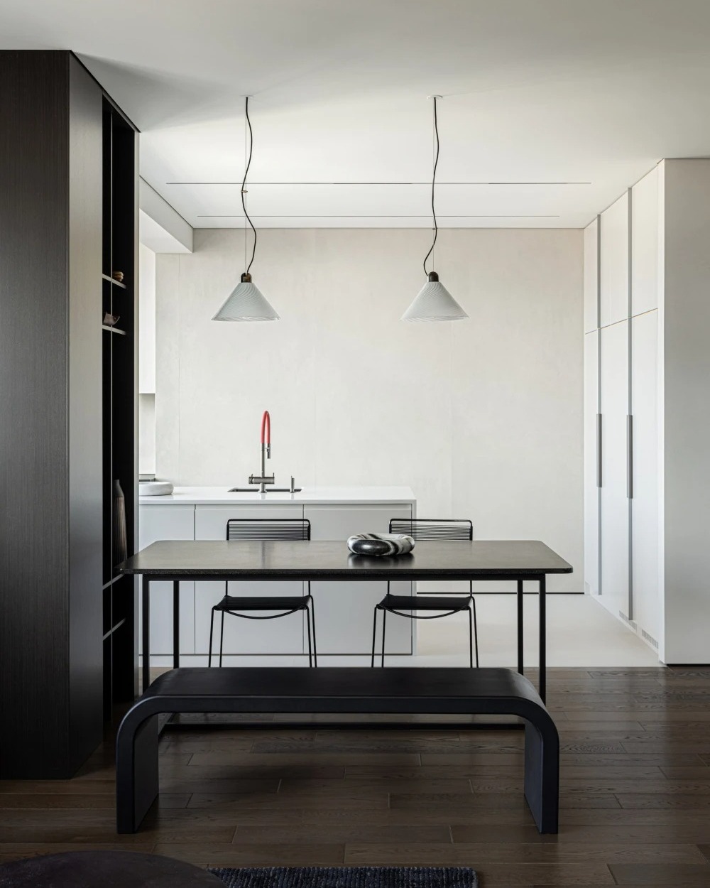 Sàn gỗ Walnut trong phòng bếp phong cách đương đại